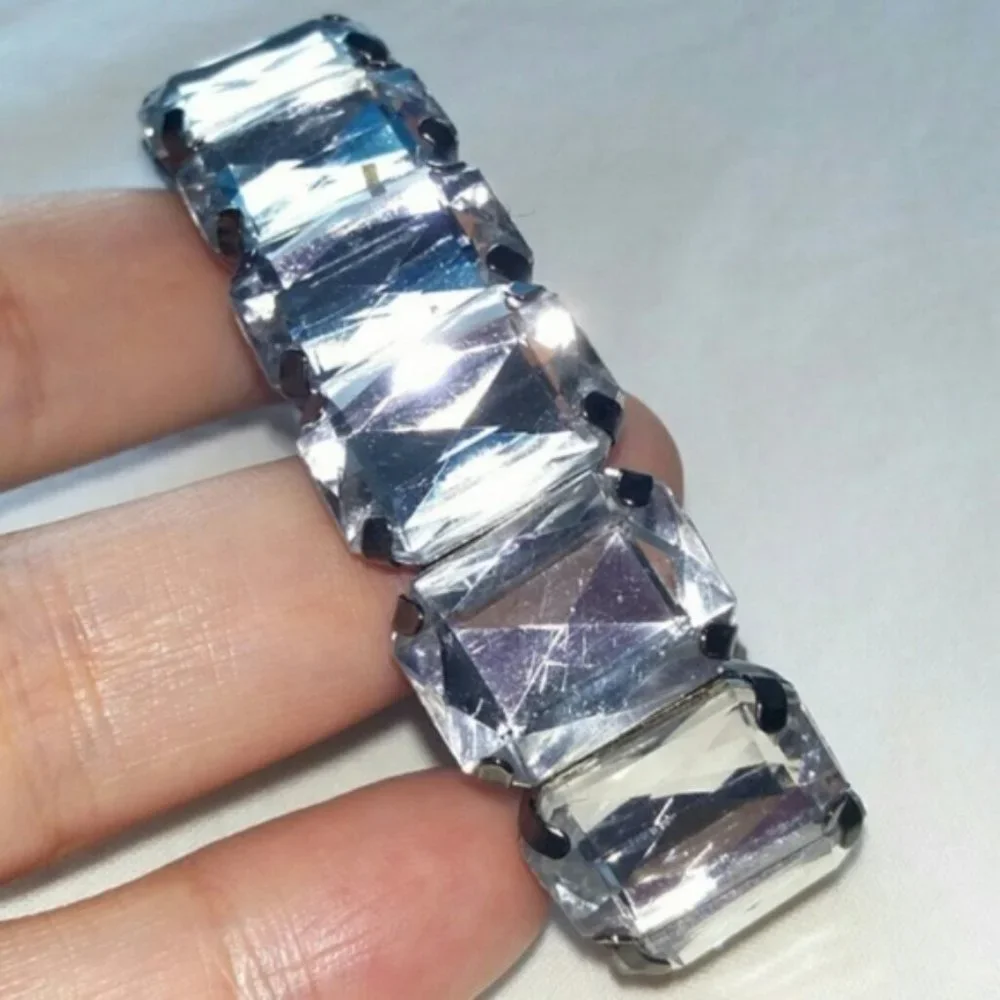 *FREE! Fashion Statement Stretch Bracelet